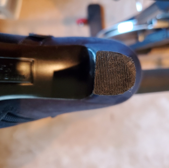 Anne Klein shoes - Picture 6 of 7